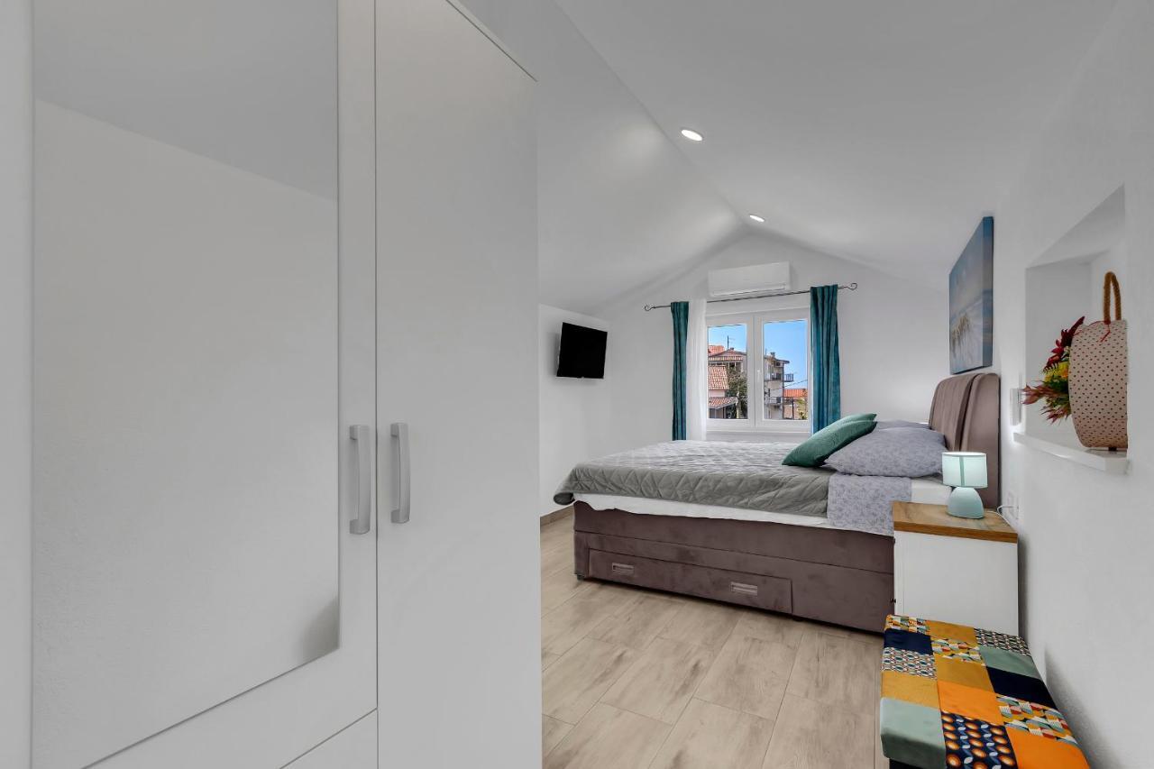 Kuca Za Odmor Lemon Tree Makarska Apartment Bagian luar foto