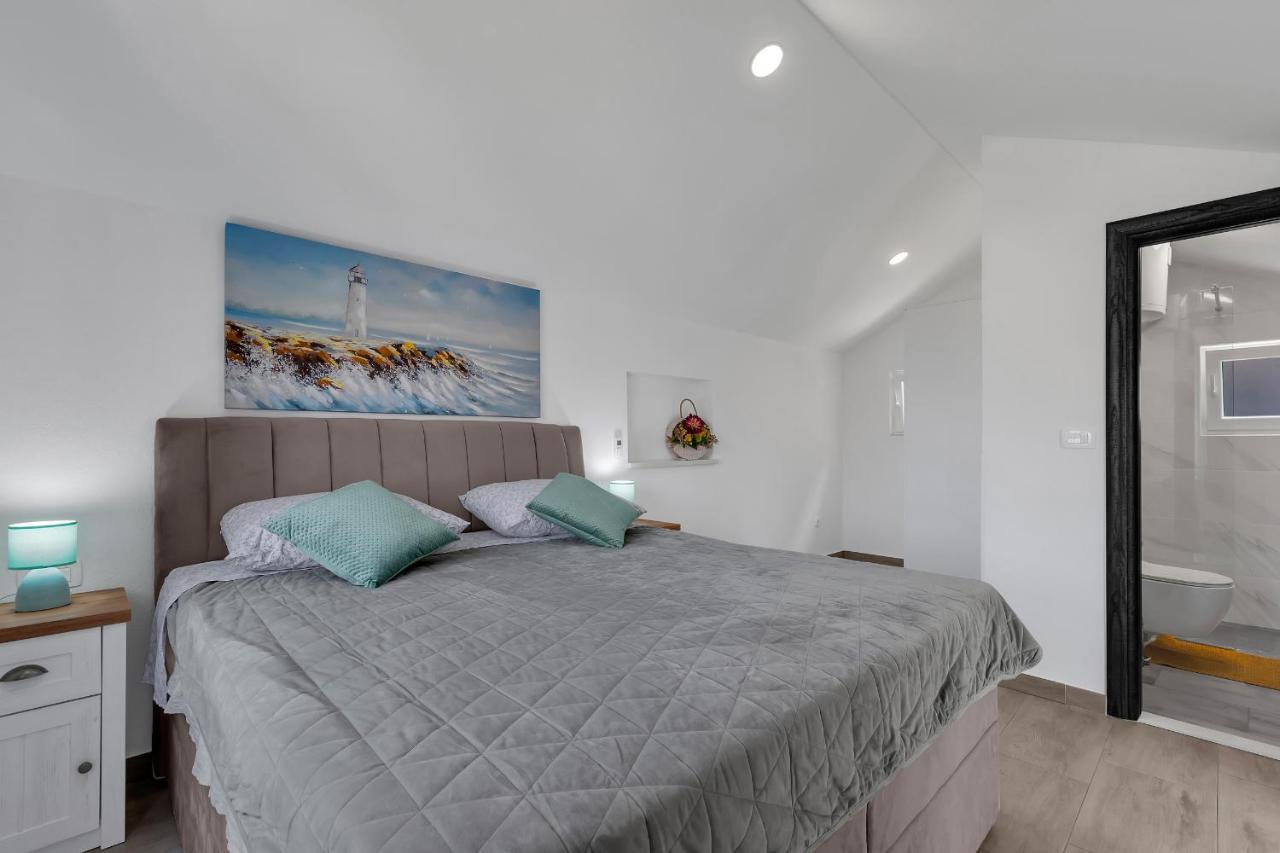 Kuca Za Odmor Lemon Tree Makarska Apartment Bagian luar foto