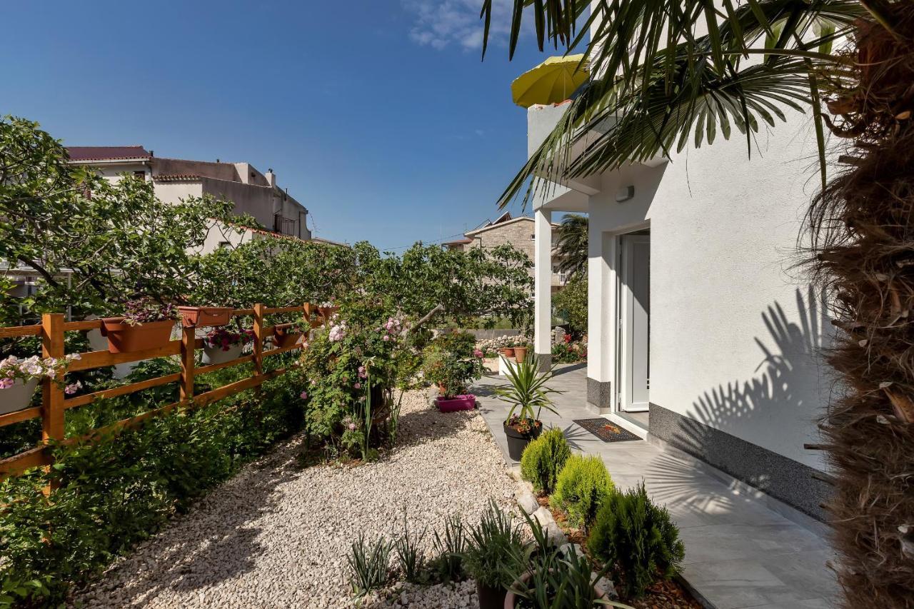 Kuca Za Odmor Lemon Tree Makarska Apartment Bagian luar foto